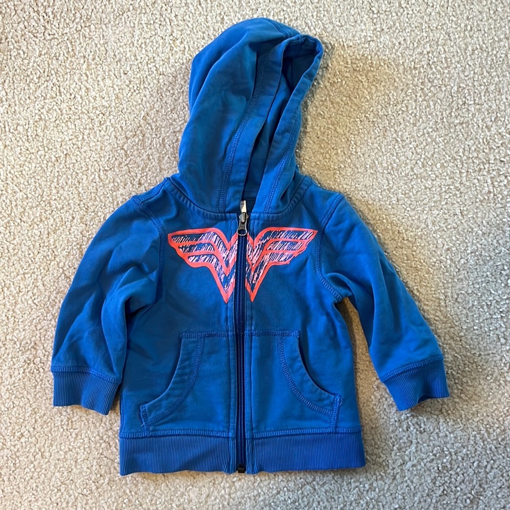 Hanna Andersson girls full zip hooded Wonder Woman Sweatshirt